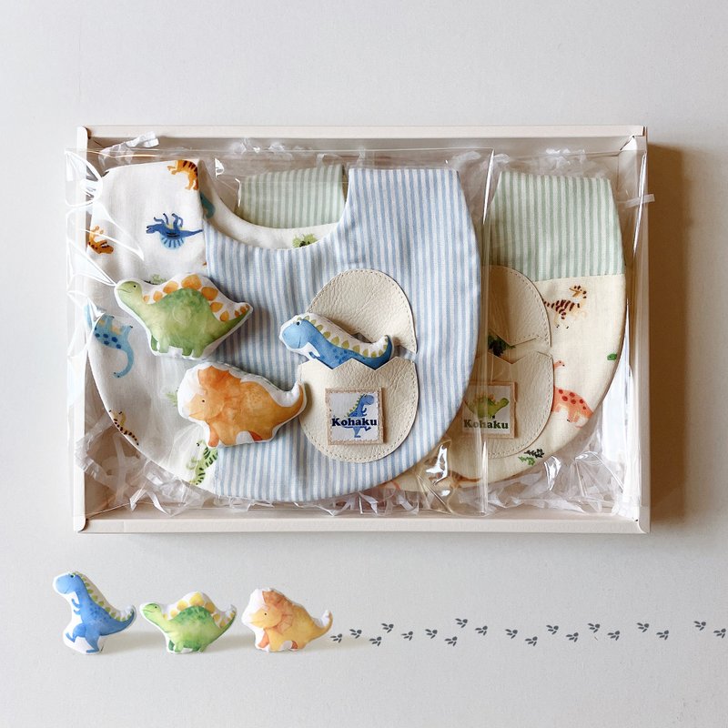 [New color]/2-piece set of dinosaur bibs (including three dinosaurs)/Customizable names/Japanese double yarn - Baby Gift Sets - Cotton & Hemp Blue