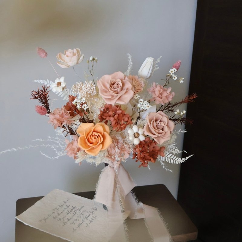 Beautiful pink and orange eternal flower bouquet, photo bouquet, bridal bouquet, registration bouquet - Dried Flowers & Bouquets - Plants & Flowers Multicolor