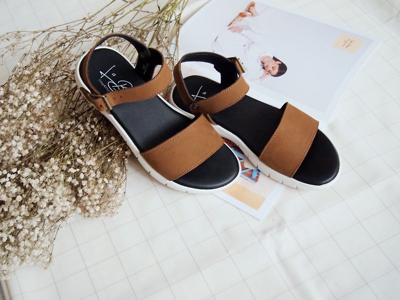 Nubuck Slot Flat Sandals (Brown) - รองเท้ารัดส้น - หนังแท้ สีนำ้ตาล