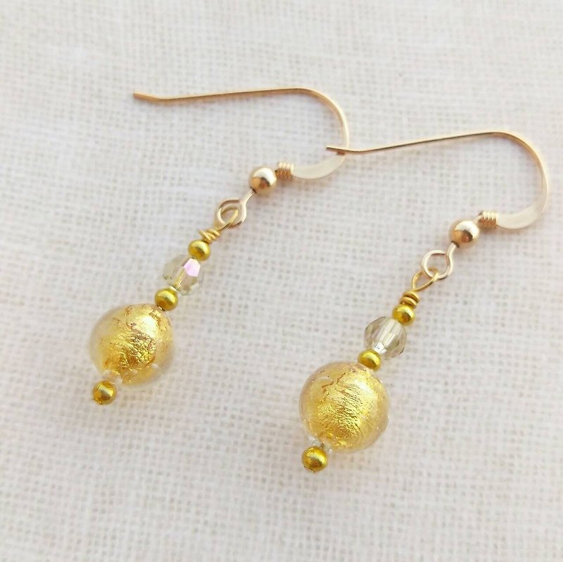 [Venetian Glass Beads] 24kt Gold Foil Murano Glass Beads Earrings with Swarovski Crystals (Clip-on Available) - Earrings & Clip-ons - Glass Gold