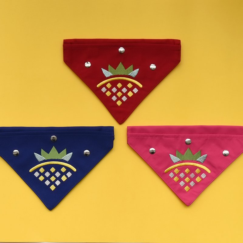 【Outlet絕版品】寵物刺繡紅包領巾--旺旺來 - 項圈/牽繩 - 棉．麻 紅色