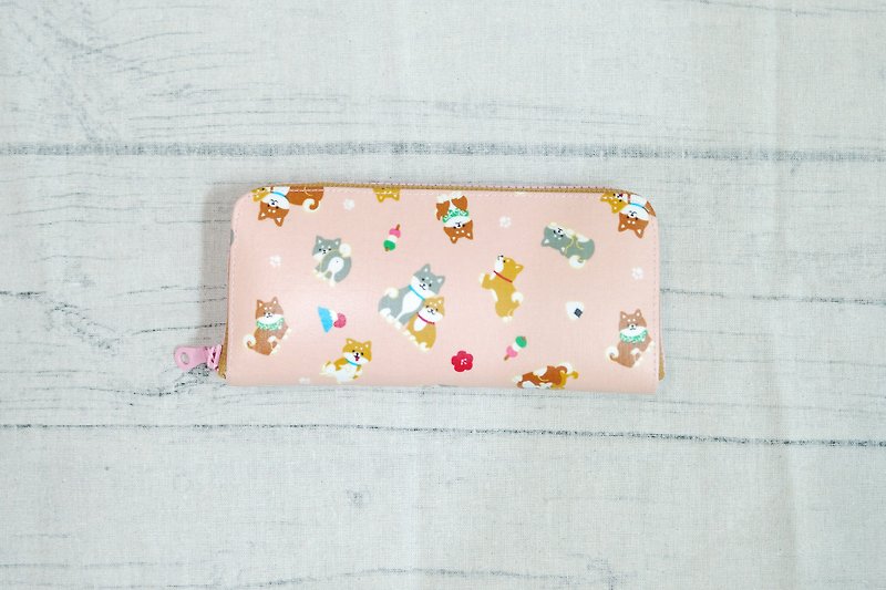 玩布手作。2017日本柴犬家族(粉) 防水布 長夾 皮夾 錢包 - 銀包 - 防水材質 粉紅色