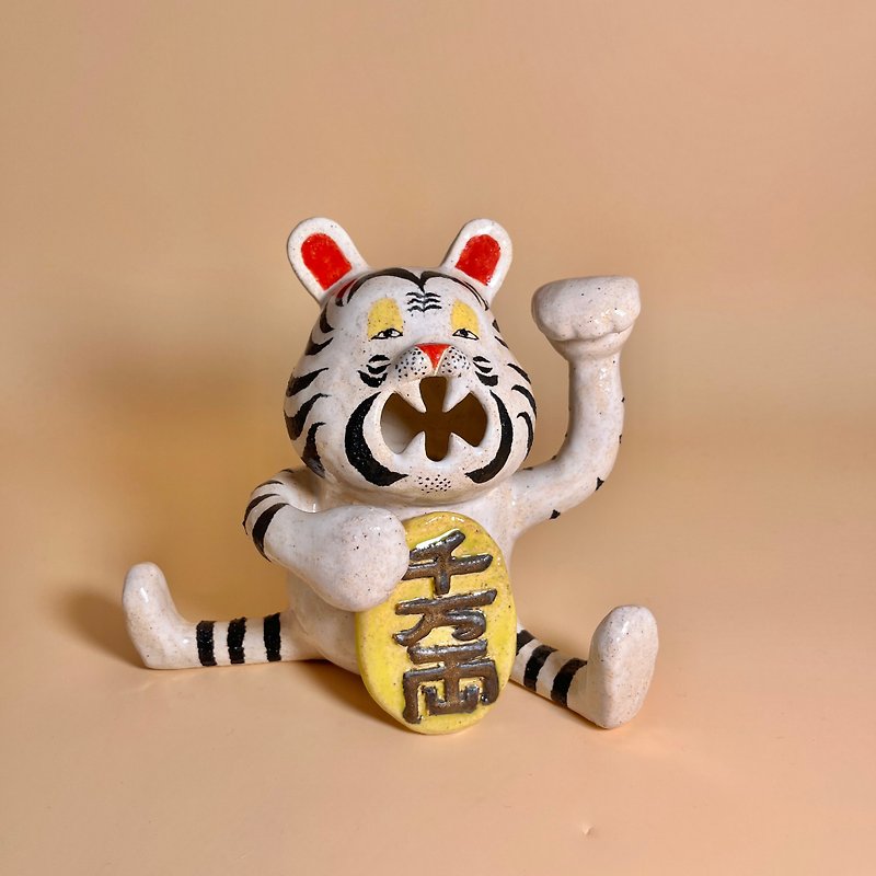 Lucky and Lucky Lord Tiger (leg stretch sitting position) - Stuffed Dolls & Figurines - Pottery 