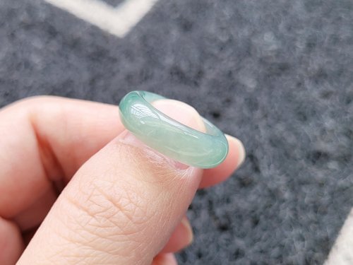 天然氷翡翠 氷グリーン花くり抜きリング 翡翠 (ヒスイ)彫刻くりぬきリング 『ICY PI XIU RING』 (20号