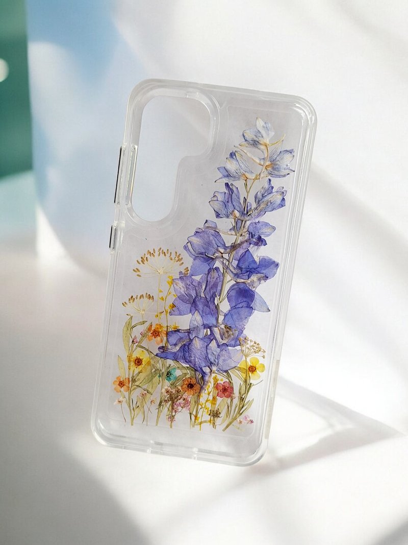 Pressed flowers phone case | Samsung Galaxy S25| Gift for Her - เคส/ซองมือถือ - พลาสติก หลากหลายสี