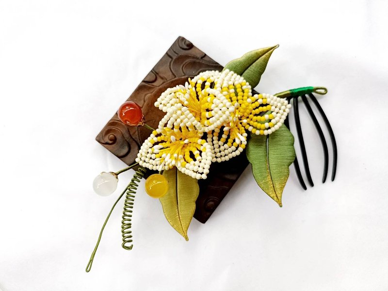 Yellow Plum Blossom Beaded Flower Hairpin Hair Head Accessories - อื่นๆ - วัสดุอื่นๆ สีเหลือง