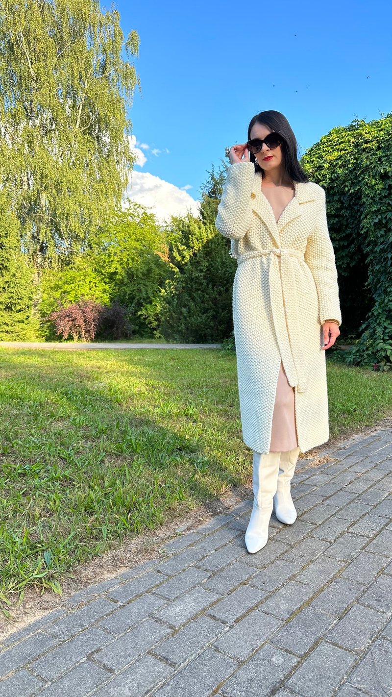 Handmade knit coat for women Hand knit sweater jacket White wool cardigan - 女毛衣/針織衫 - 羊毛 