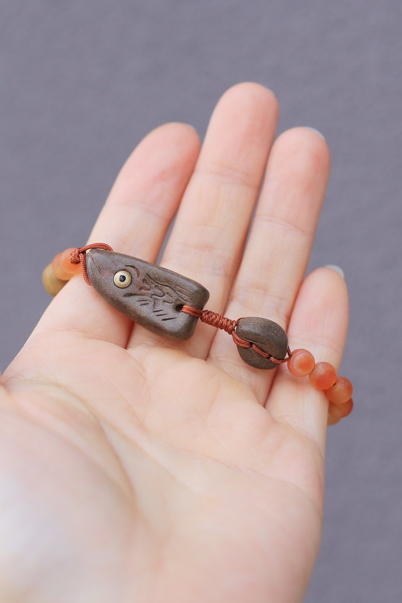 Yiranzhi original hand-made fragrance series | Fish-shaped fragrance agate bracelet | One item, one picture - สร้อยข้อมือ - พืช/ดอกไม้ 