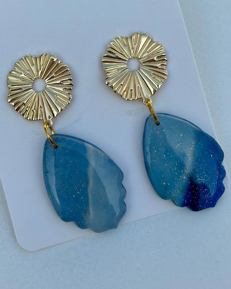 Handmade soft clay earrings blue ocean - Earrings & Clip-ons - Pottery 