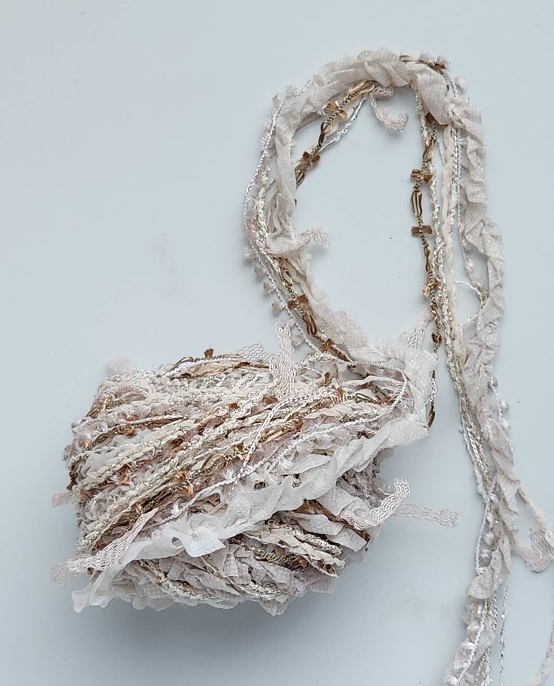 Pulled yarn 1.0m - Knitting, Embroidery, Felted Wool & Sewing - Other Man-Made Fibers Khaki