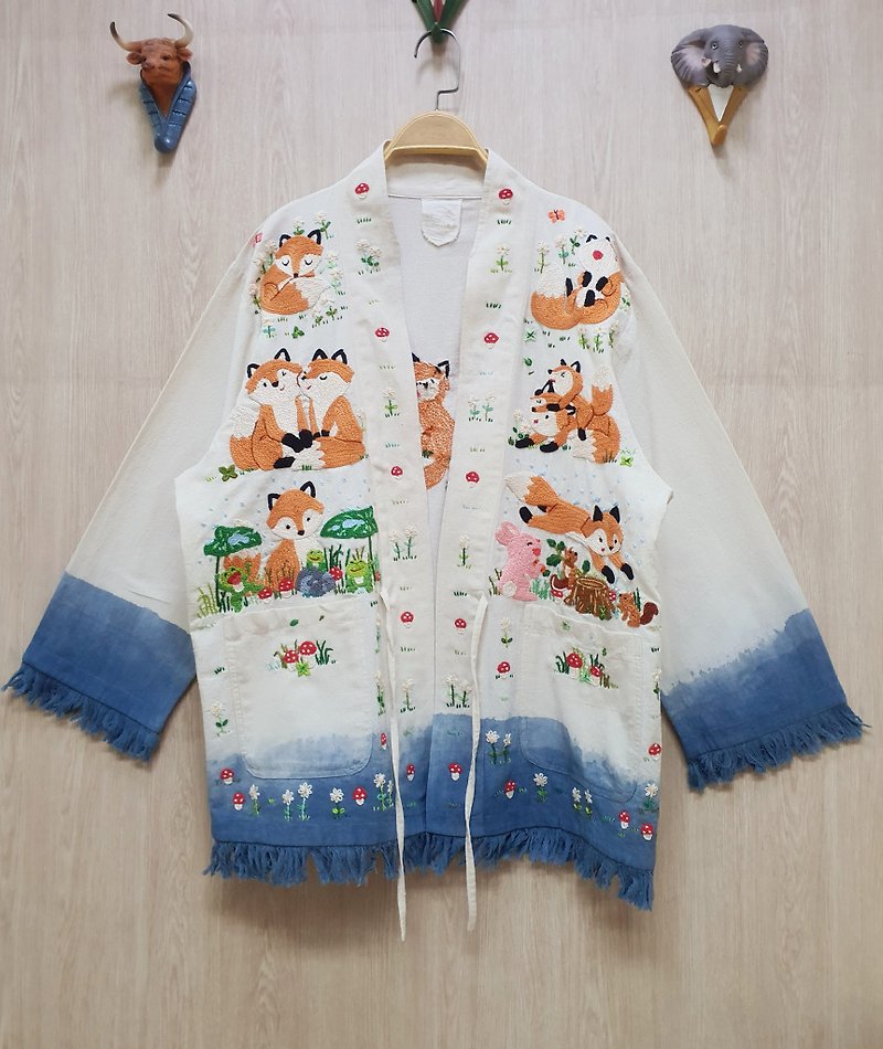 Hand Embroidery Cardigan, Cotton, Fox, Rabbit, Squirrel, Flower, Mushroom - Women's Tops - Thread White