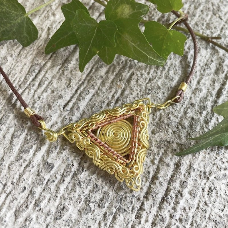 Bronze Auroa Northern Lights pendant pendant metal braid - Necklaces - Copper & Brass Yellow