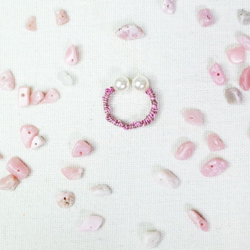 手編開口戒指 麻花櫻 - 戒指 - 繡線 粉紅色