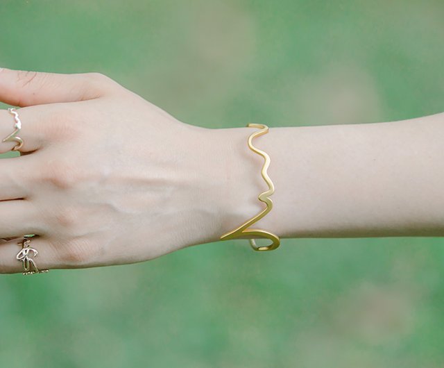Bangle【hiragana / こころ (Heart)】Gold / 2size - Shop