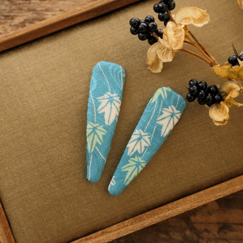 Happy Hair Ornament Kimono Hairpin Autumn Leaves Silk - Hair Accessories - Silk Blue