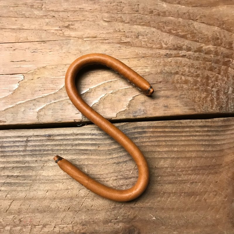 figure21 S hook - ตะขอที่แขวน - หนังแท้ 