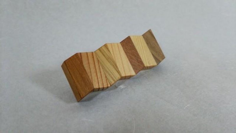 寄木のブローチ   ⑩ - ブローチ - 木製 