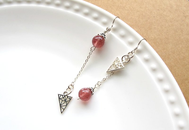 [Summer Fireworks] Strawberry Crystal x 925 Silver - Handmade Natural Stone Series - Earrings & Clip-ons - Crystal Red