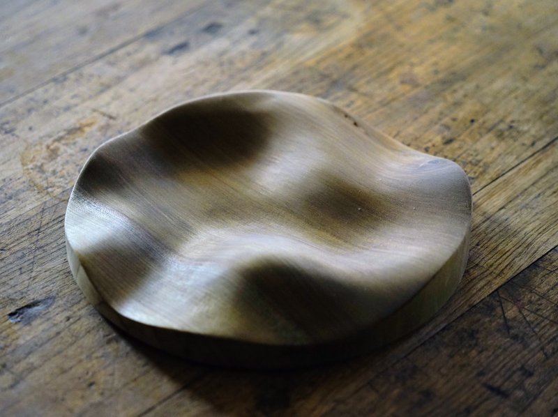 Wavy wood grain plate - Plates & Trays - Wood 