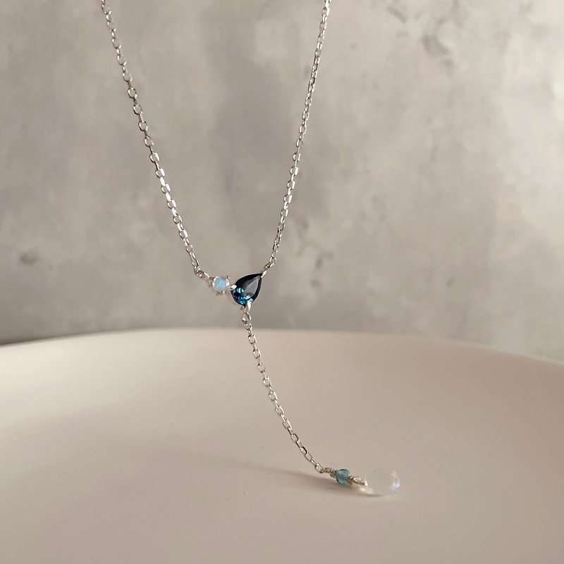 Sterling Silver Simple Waterdrop London Blue Topaz & Moonstone Y-Pendant Necklace - สร้อยคอ - คริสตัล 