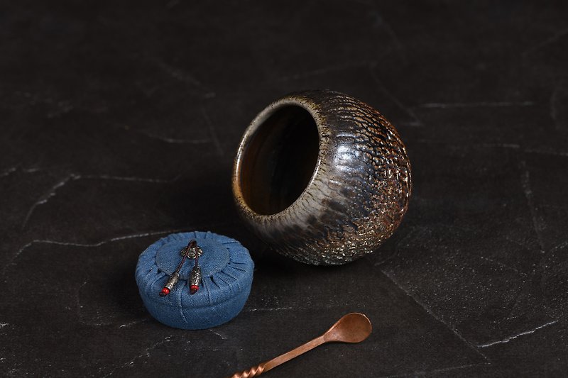 Hand-made pottery gilt tea warehouse - Teapots & Teacups - Pottery Gold