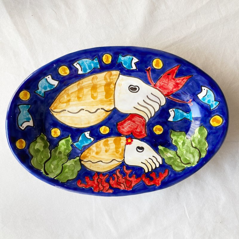 oval plate 26cm Italian pottery majolica  cuttlefish - Plates & Trays - Pottery Blue