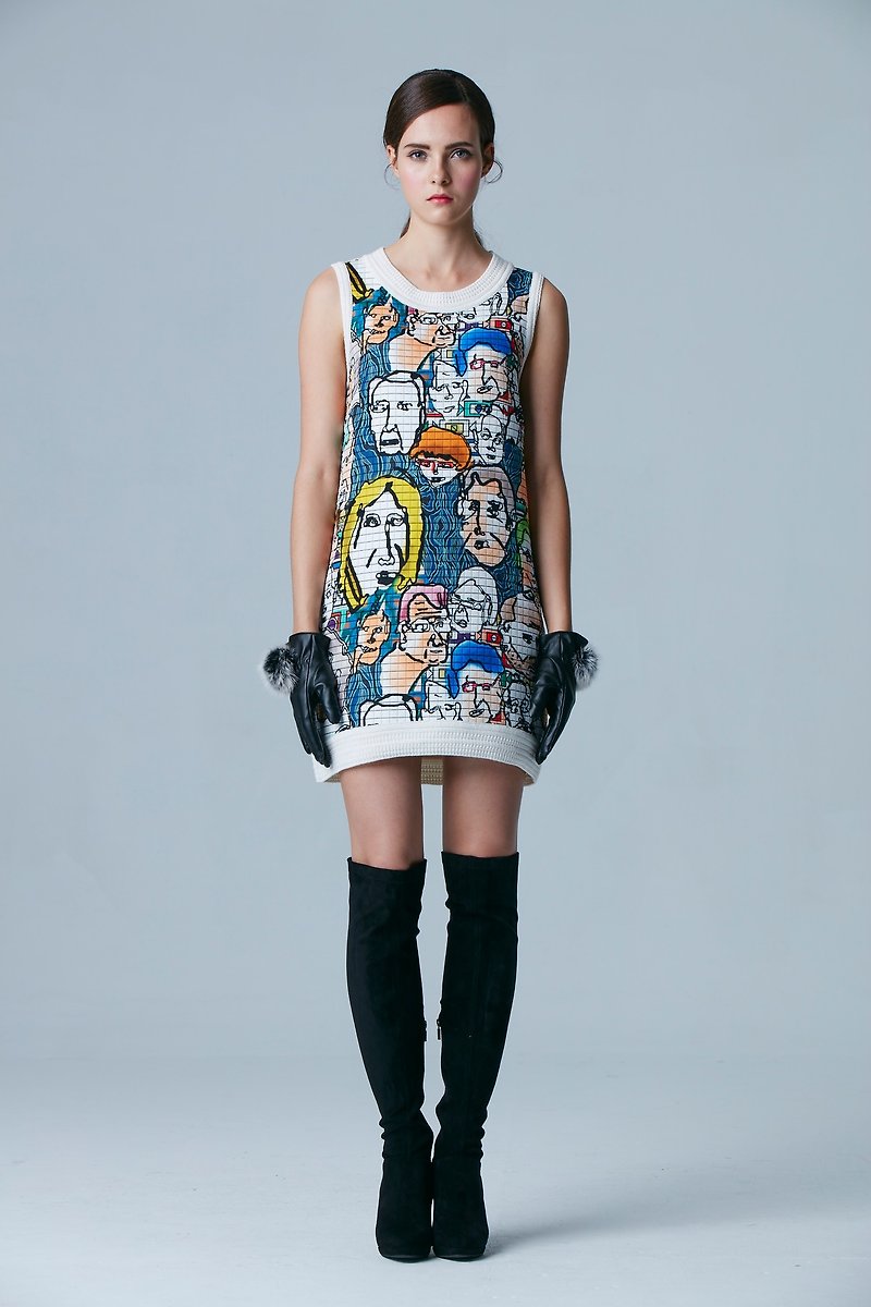 Italy's Vogue also loves the big artist's head 缇 flower wool knit dress - ชุดเดรส - ขนแกะ หลากหลายสี