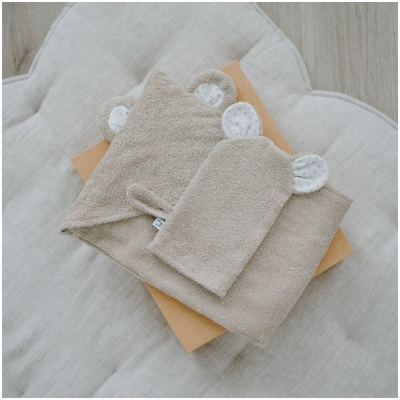 SET: Hooded Towel and Mitten brown set for a Baby or Toddler - 彌月禮盒 - 棉．麻 咖啡色