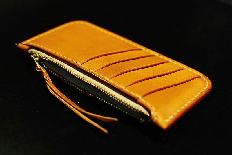 Leather zipper card holder coin purse handmade genuine leather urban explorer series product CITY03CHA - กระเป๋าใส่เหรียญ - หนังแท้ สีกากี