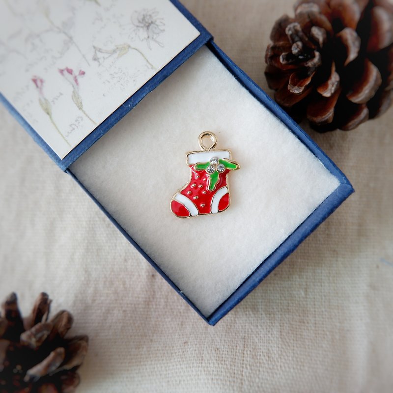 Merry X'mas cat charm - Christmas Red Sock - 貓狗頸圈/牽繩 - 其他金屬 紅色