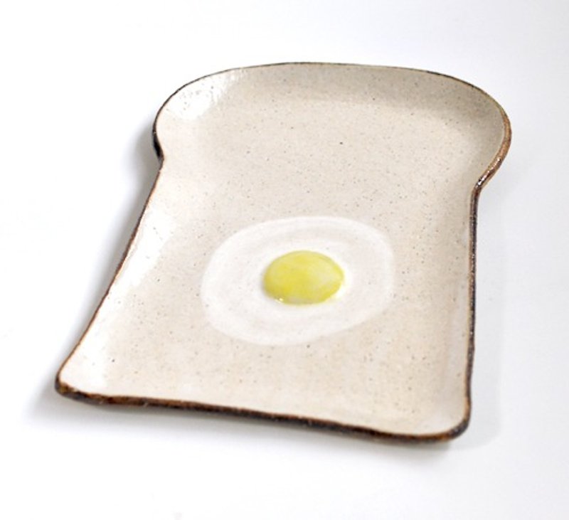 Bread plate large size sunny-side up version - จานเล็ก - ดินเผา ขาว