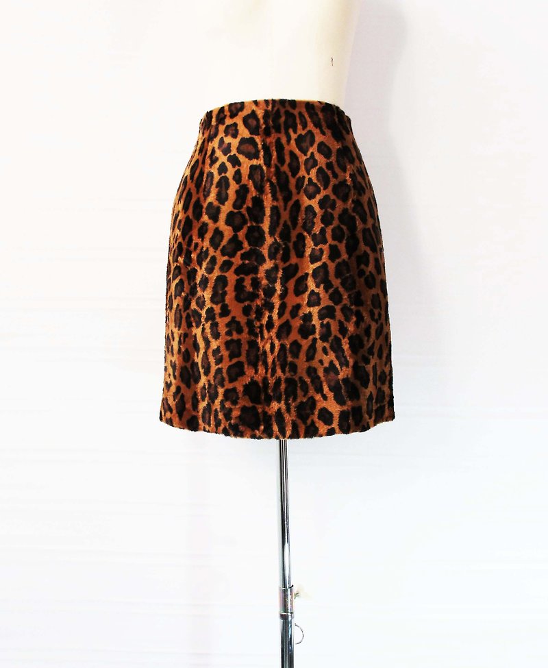 Wahr_ soft wool small leopard Skirt - กระโปรง - วัสดุอื่นๆ 