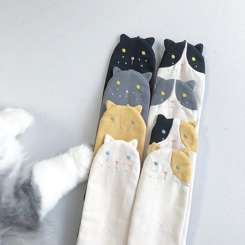 Customization. Embroidered name. Cat Cat Zipper Cutlery Bag - ช้อนส้อม - ผ้าฝ้าย/ผ้าลินิน หลากหลายสี