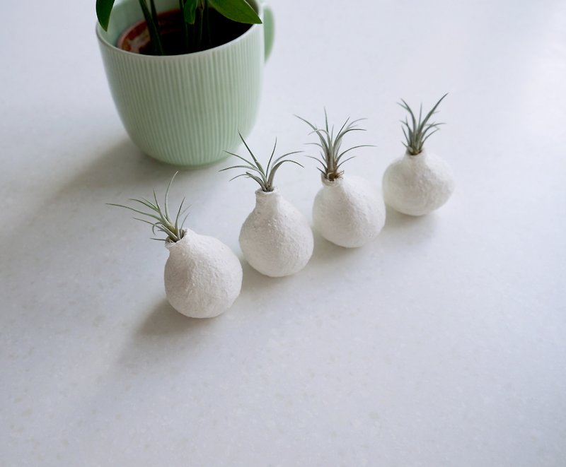 Magnetic Handmade Diatomite Vase 4 pieces Set –size: S (Bonus: doTsuwa ceramic coaster) - Plants - Other Materials White