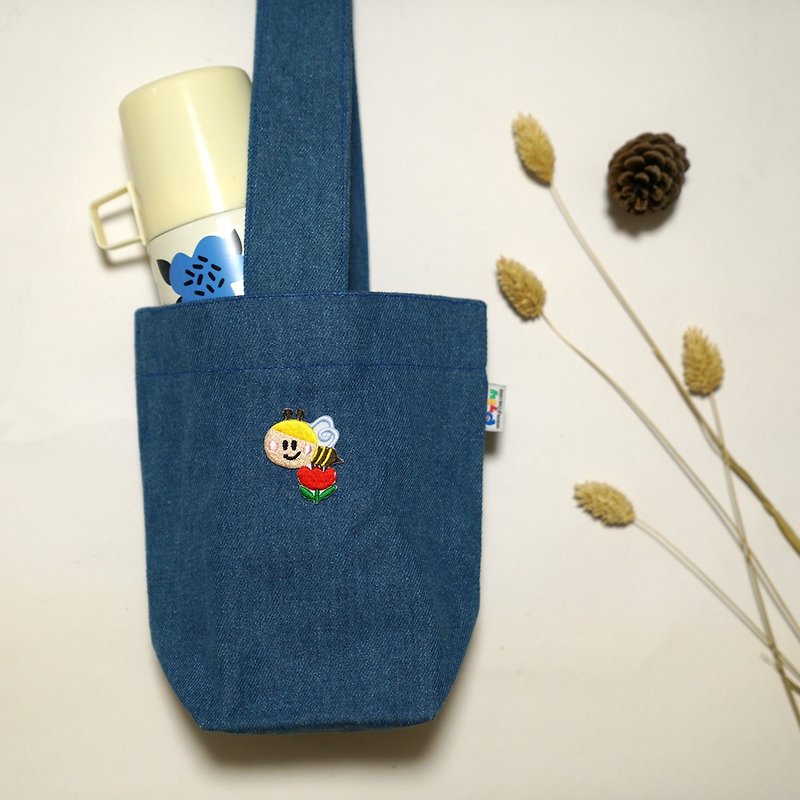 P714 Drink Bag_Animal Residents - Handbags & Totes - Cotton & Hemp Multicolor