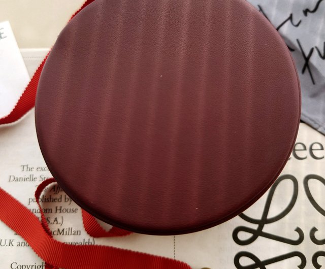 未使用品 LOEWE ダークレッド ジュエリーボックス ジュエリー