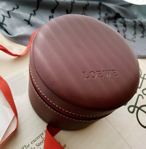 ロエベ　ジュエリーボックス 未使用品 LOEWE ダークレッド ジュエリーボックス ジュエリー