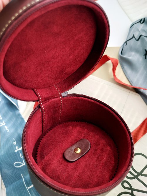 ロエベ　ジュエリーボックス 未使用品 LOEWE ダークレッド ジュエリーボックス ジュエリー