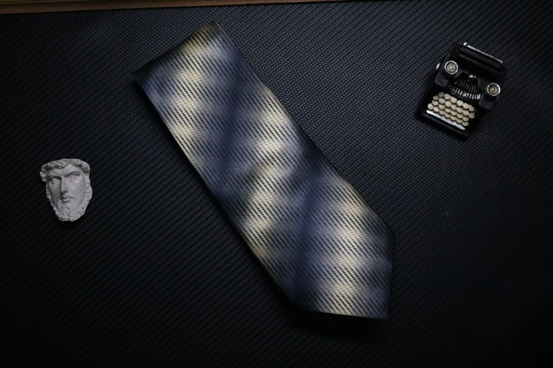 棕色格紋真絲領帶職業紳士標準necktie - 領帶/領帶夾 - 絲．絹 咖啡色