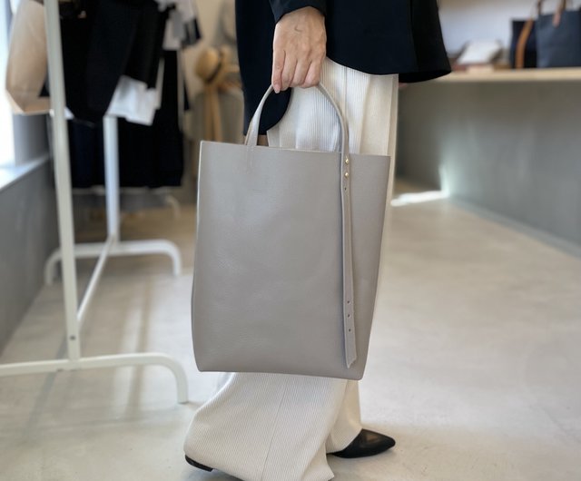 【LOEWE】トートバッグ　ウッド × レザー　ブラック　フォーマル A4 LOEWE - 【LOEWE】トートバッグ ウッド × レザー ブラック
