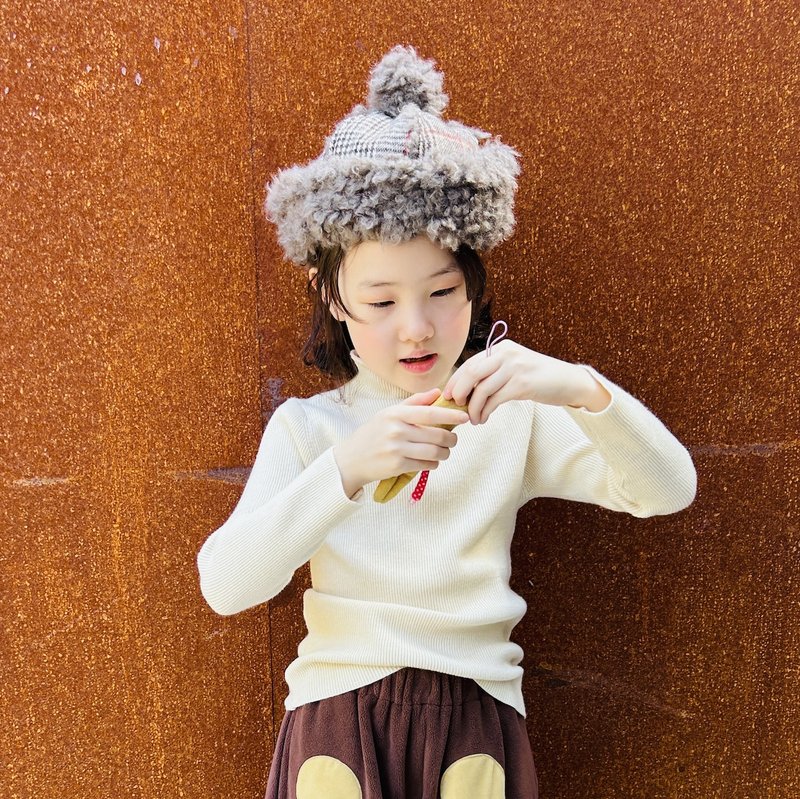 Apricot core-spun yarn warm wool turtleneck top/children's clothing - เสื้อยืด - ผ้าฝ้าย/ผ้าลินิน ขาว