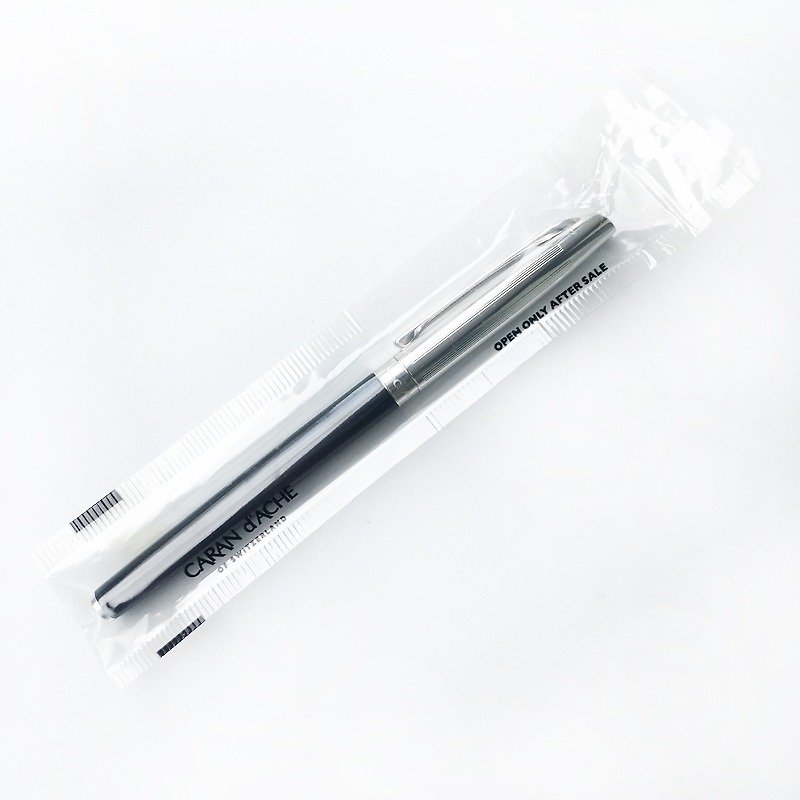CARAN d'ACHE Humorous Black Ball Pen | Swiss Elastic Pen Holder Black Texture - Ballpoint & Gel Pens - Other Materials Black
