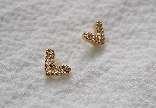 Xing Li Jewelry 幸李輕珠寶 小V型鑽石耳環