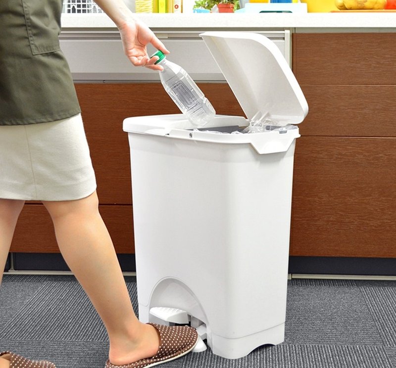 Japan RISU (H&H series) two classification waterproof trash can 45L - ถังขยะ - พลาสติก 