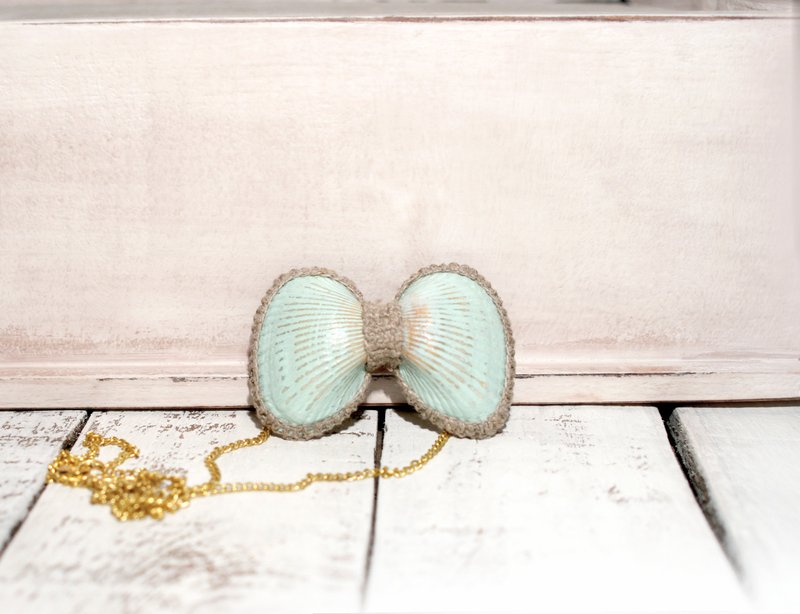 Mint Shell Bow Necklace - Necklaces - Shell Green