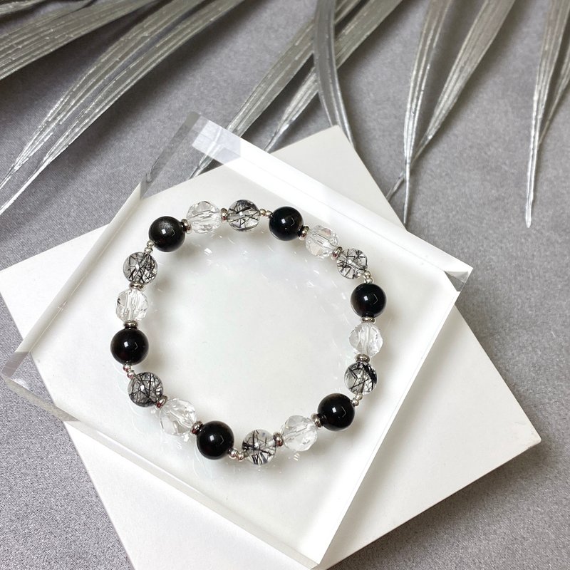 Black-haired crystal Silver Stone white crystal bracelet - สร้อยข้อมือ - คริสตัล สีเงิน