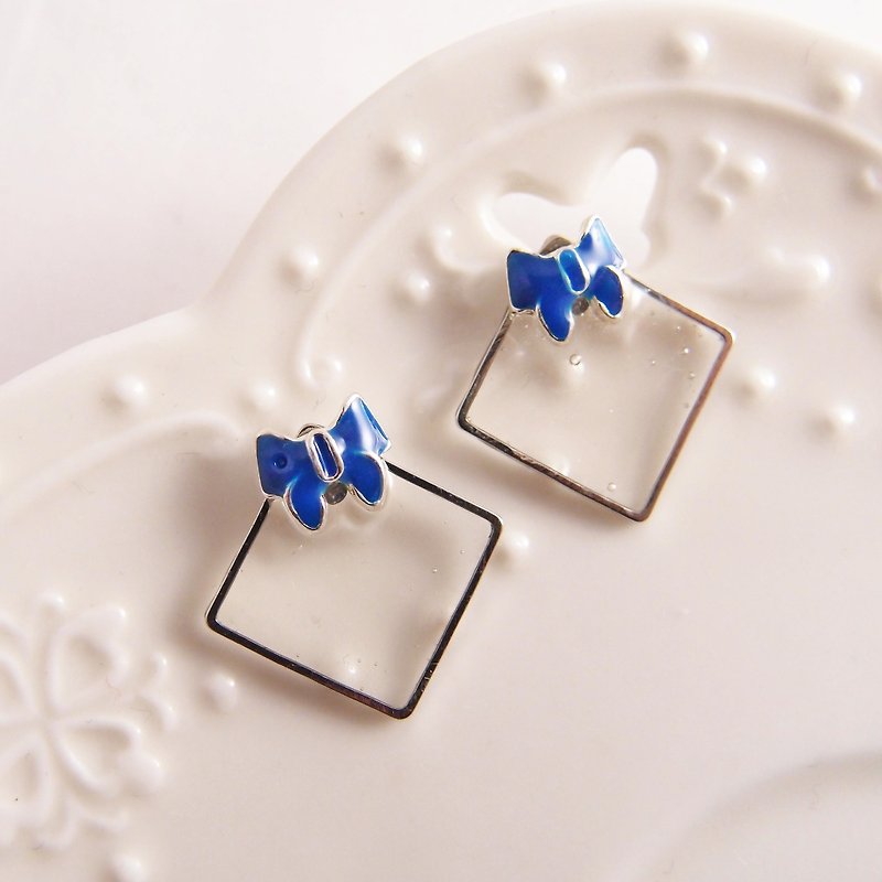 Shiny stickers ear x blue bow - no pain U-shaped ear clip stainless steel ear pin silicone ear - ต่างหู - วัสดุกันนำ้ สีน้ำเงิน