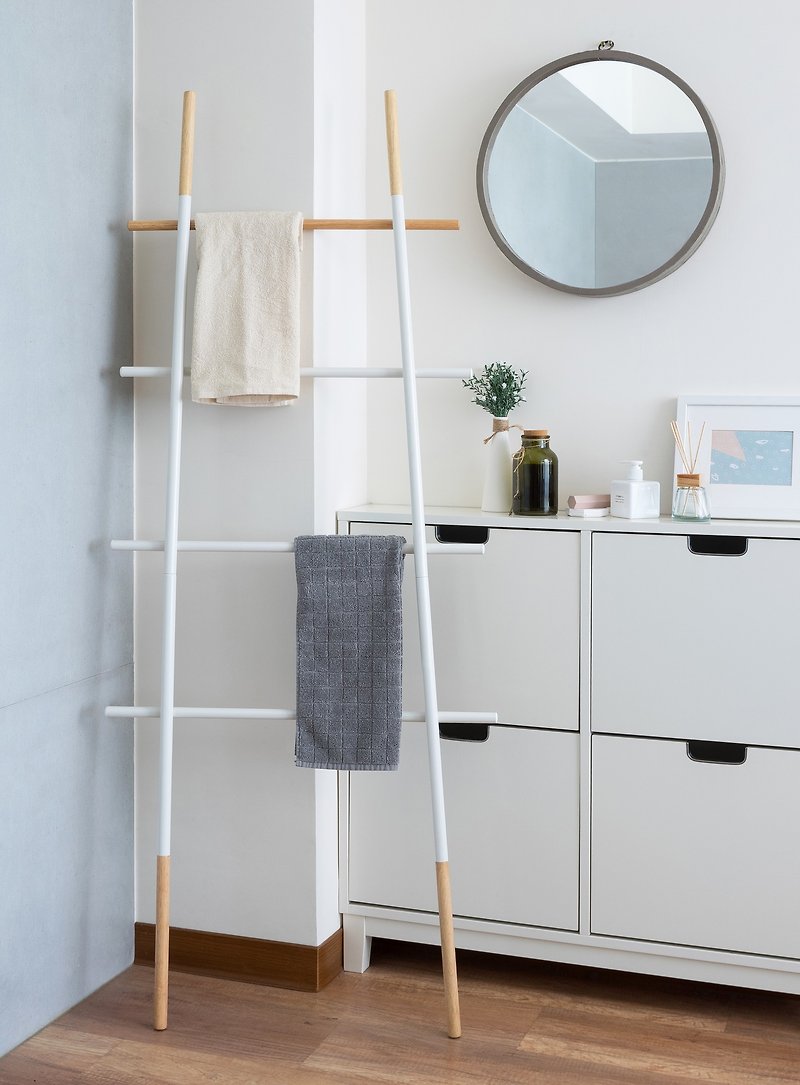 LIGFE Natural Ladder Rack - Hangers & Hooks - Other Metals White