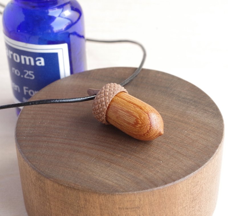 Aroma diffuser,  Pendant, Wood Carving Acorn, KEYAKI & Walnut - Necklaces - Wood Orange