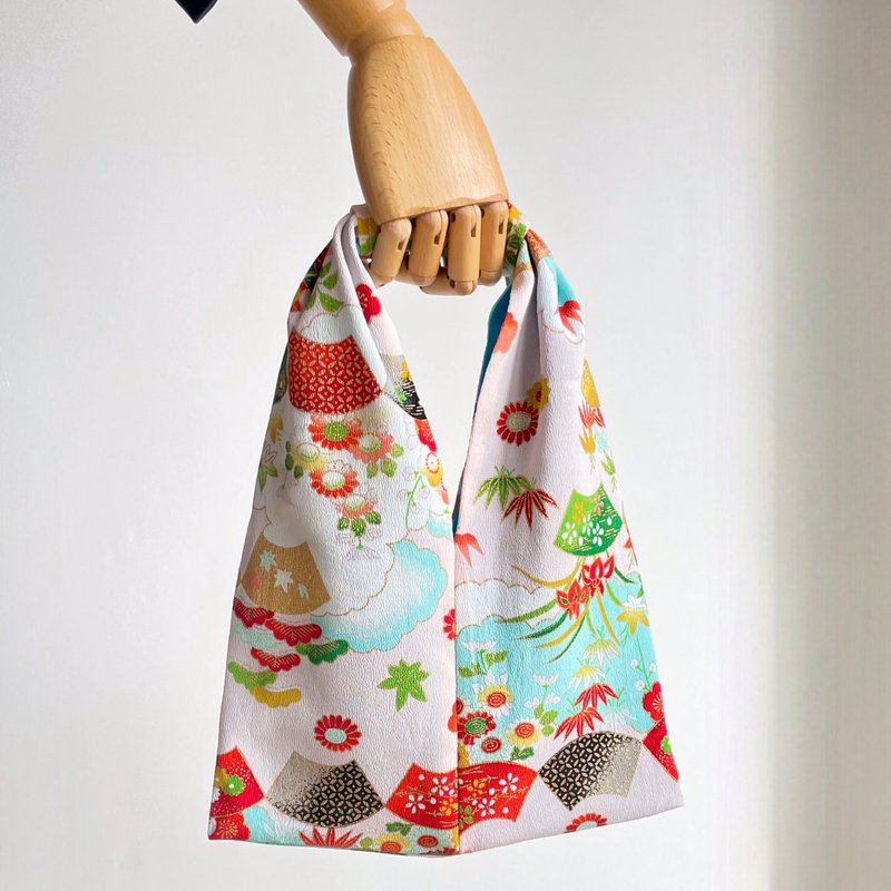 Pinkoi Proxy Purchase - あずま袋【送料込み】着物リメイク　ピンク - 手提包/手提袋 - 棉．麻 粉紅色